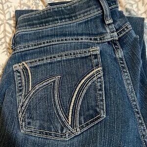 Wrangler Q baby 7/8 x 34